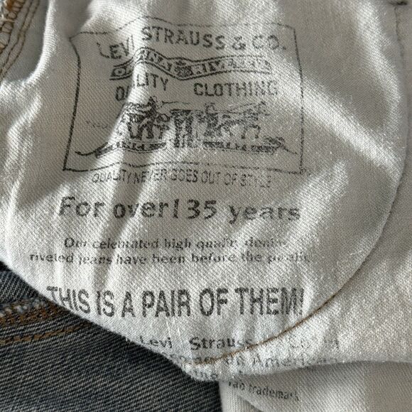 Levi’s SZ 25 Jean Shorts Frayed Hems Zip-Fly Hi-Rise by The Vintage Twin Blue - Picture 6 of 6